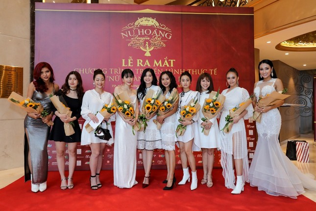 Lộ diện 15 gương mặt nữ xinh đẹp sẽ sang Nhật để ghi hình chương trình "Nữ hoàng quyến rũ" ảnh 1