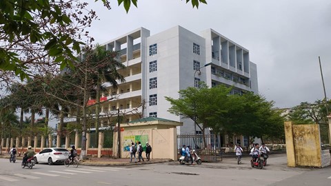 Xác minh vụ thầy giáo đã có gia đình bị tố "gạ tình" học sinh ảnh 2