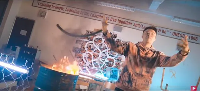 Vụ rapper bị tố đốt sách vở học sinh: Nếu có vi phạm chuyển công an ảnh 2