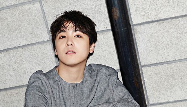Trưởng nhóm dính scandal, Hong Ki (F.T. Island) đăng ảnh chó kèm hashtag "Tôi từ bỏ" ảnh 2