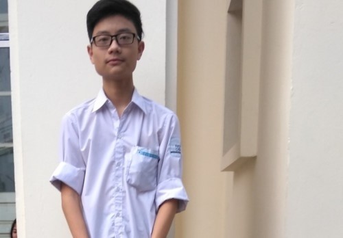 Cái khó ló cái khôn: Suốt ngày bị chó cắn, nam sinh chế tạo thành công thiết bị... đuổi chó ảnh 1
