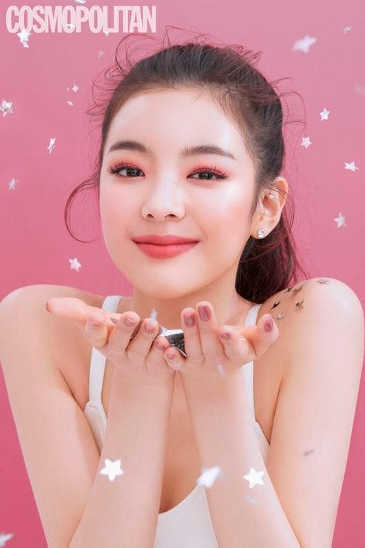 Center Ryujin (ITZY) bị "dìm" thảm hại trong hình họa báo Cosmopolitan ảnh 2