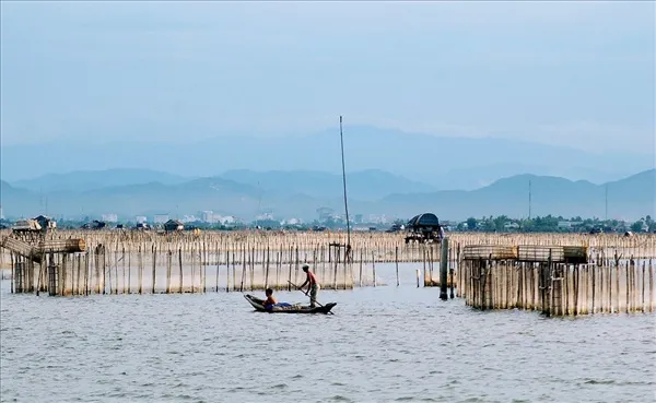 Tìm về chốn thơ mộng và bình yên xứ Huế, cũng là nơi bấm máy phim "Mắt biếc" ảnh 7