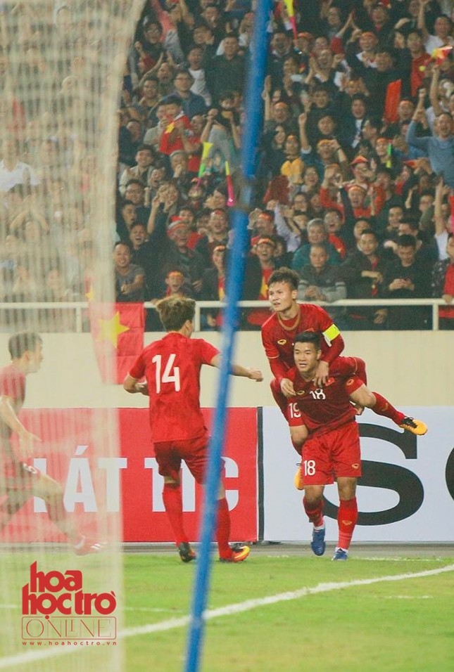 Thắng "đậm" 4-0 trước "kình địch" Đông Nam Á, Việt Nam ghi tên vào VCK U23 châu Á 2020! ảnh 3