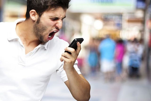 Ghét ai, sẽ báo trước... tình tiết chuyện phim cho người đó ảnh 2