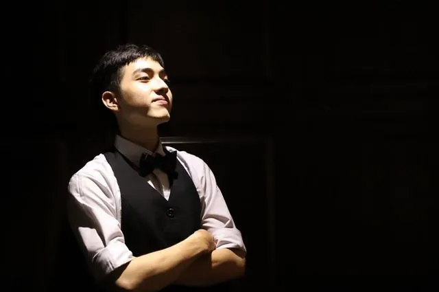 “Hot boy bàn bên” ĐH Tôn Đức Thắng khiến dân mạng rần rần tìm kiếm ảnh 5