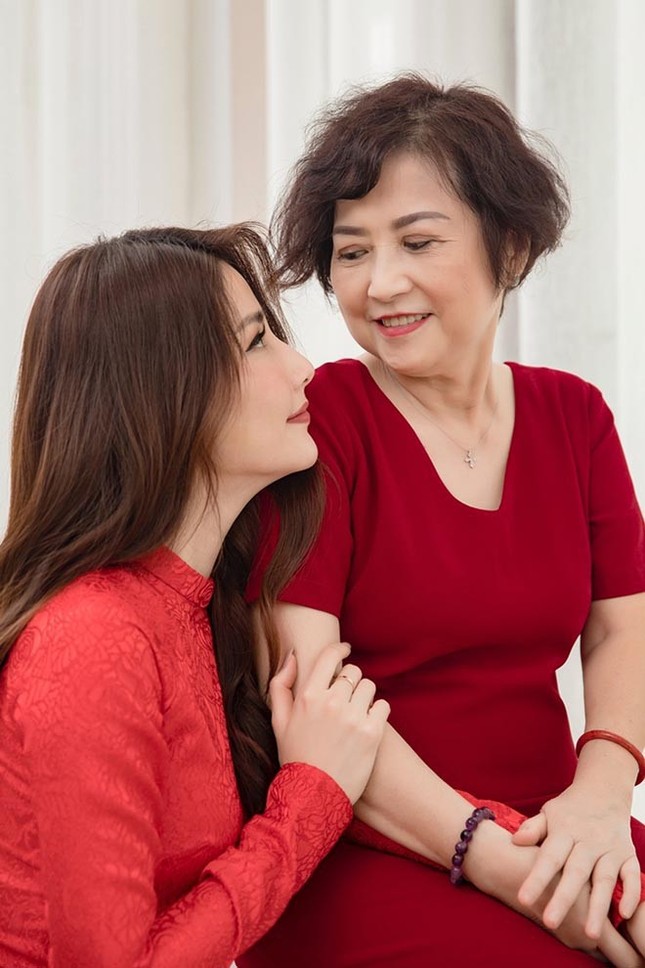 Diễn viên Diễm My 9x đau xót báo tin mẹ ruột qua đời ở tuổi 58 ảnh 3