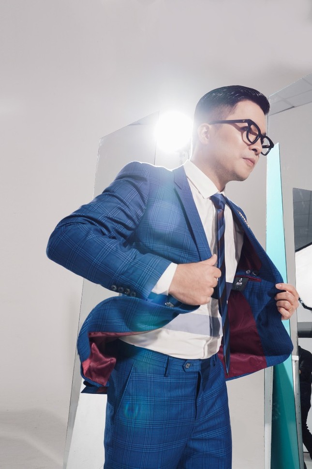 Dàn trai xinh, gái đẹp của kênh VTV6 bất ngờ xuất hiện trong cùng một dự án ảnh kỷ niệm ảnh 4