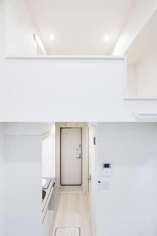 Giới trẻ Tokyo xoay sở thế nào khi ở phòng siêu nhỏ "khó duỗi chân"? ảnh 4