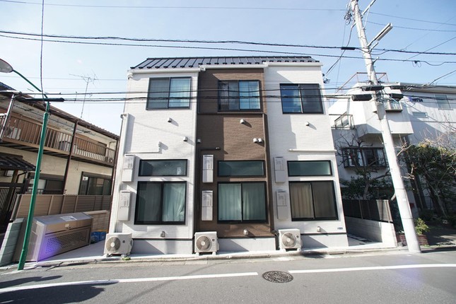 Giới trẻ Tokyo xoay sở thế nào khi ở phòng siêu nhỏ "khó duỗi chân"? ảnh 5