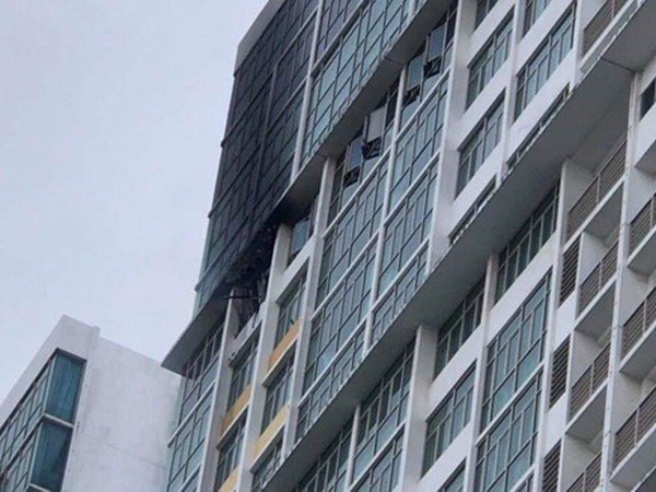 Cháy chung cư The Vista ở Sài Gòn, cư dân tá hỏa tháo chạy ảnh 1