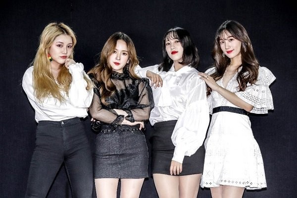Em họ của Chen gây sốt khi vừa debut trong một nhóm nhạc thần tượng ảnh 2