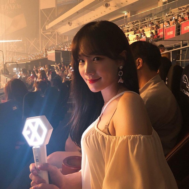 Em họ của Chen gây sốt khi vừa debut trong một nhóm nhạc thần tượng ảnh 3