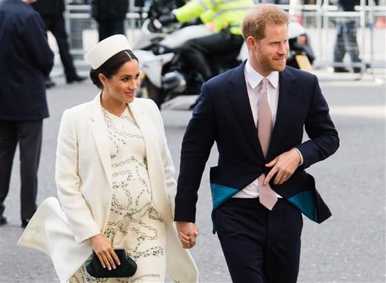 Công nương Meghan Markle hạ sinh bé trai cho Hoàng tử Harry ảnh 1