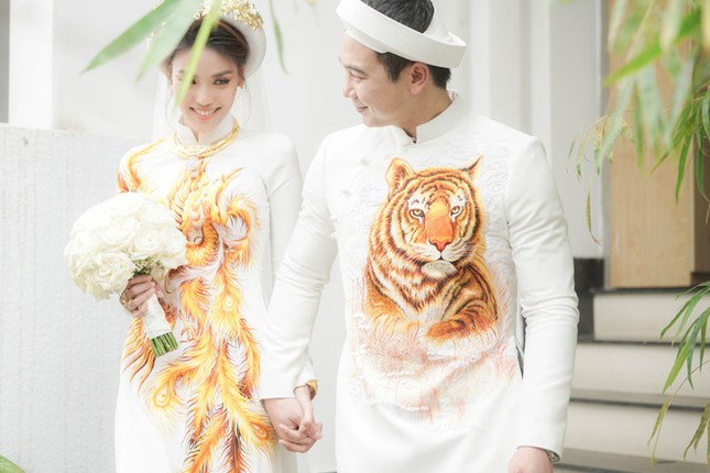 Ông xã của siêu mẫu Lan Khuê xác nhận hai vợ chông sắp chào đón con đầu lòng ảnh 4