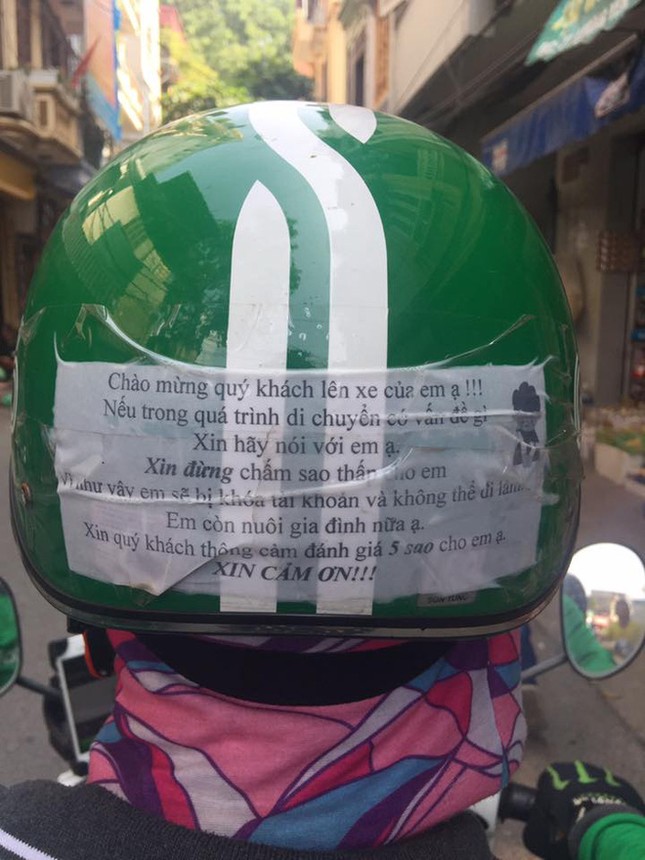 Những "chàng trai vàng trong làng đưa đón": Hết lắp wifi miễn phí đến nịnh khách cực đáng yêu ảnh 8