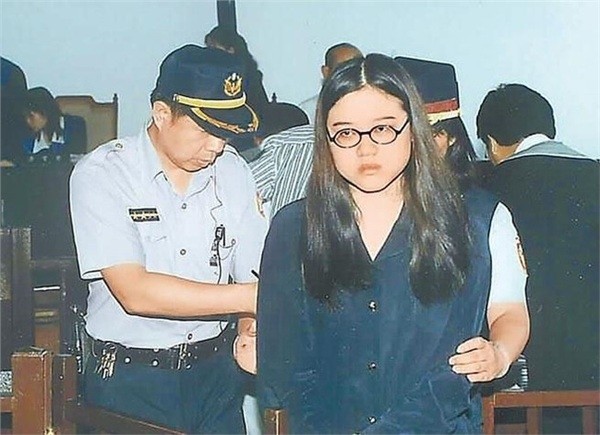 Vụ án chấn động: Nữ sinh dùng phương pháp hóa học để hại bạn thân chỉ vì ghen tuông ảnh 4