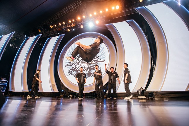 Hà Nội: Giới trẻ "quẩy" cực sung tại lễ hội K-pop Lovers và vòng loại Changwon K-pop World Festival 2019 ảnh 7