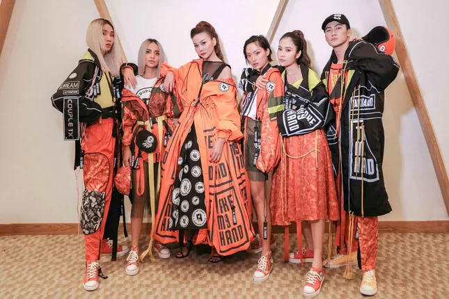 Da LAB gây "sốt" khi kết hợp cùng Thanh Hằng trong show diễn thời trang ảnh 1