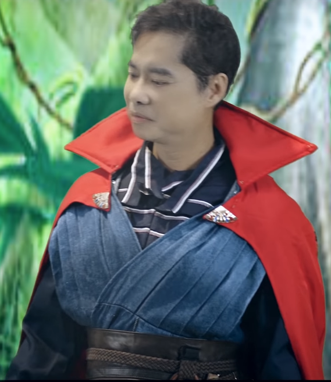 Khán giả bất ngờ trước hình ảnh "anh ba" Ngọc Sơn hoá Doctor Strange hội ngộ anh hùng nhà Marvel ảnh 1