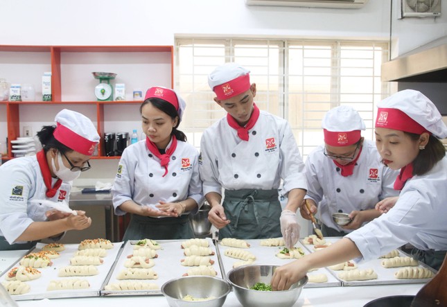 Bạn có nghĩ rằng nghề làm bánh là chỉ dành cho những "bánh bèo"? ảnh 3