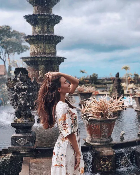 Hồ cá chép ở Bali trở thành điểm "sống ảo" thu hút giới trẻ ảnh 6