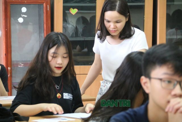 Tuyển sinh lớp 10 Hà Nội: Có 17 thí sinh trúng 5 nguyện vọng vào THPT công lập ảnh 2