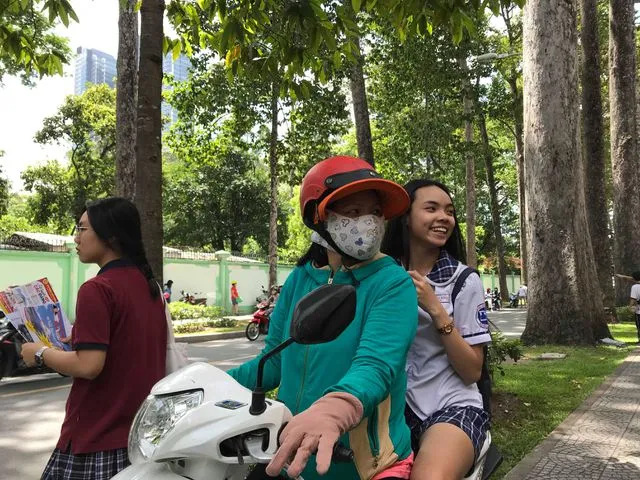 “Thi xong rồi, đi chơi thôi con!" ảnh 7