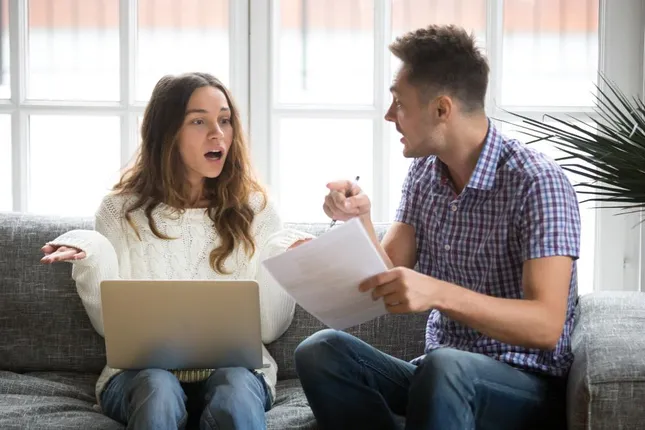 Nguy cơ bị rò rỉ thông tin và những bất cập khi đặt phòng online ảnh 6