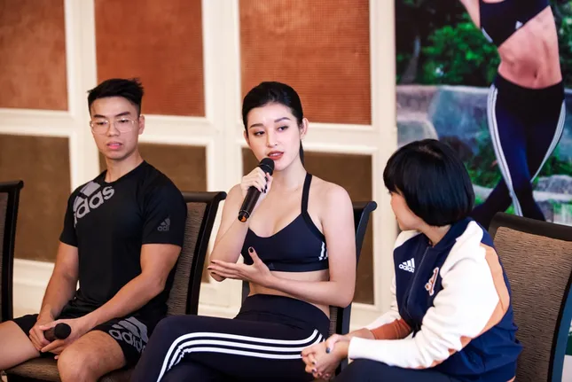 Diễm My 9X, Á hậu Huyền My cùng dàn người đẹp đọ vóc dáng tại sự kiện thể thao ảnh 2