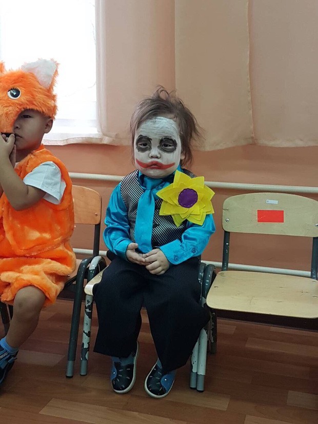 Vô Diện là chuyện xưa rồi, giờ phải nhường sân khấu cho em bé Joker "phiền muộn" thôi ảnh 1
