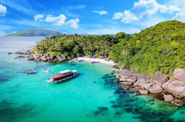Bất ngờ chưa, Côn Đảo vào top 9 hòn đảo có vẻ đẹp huyền bí trên thế giới ảnh 6