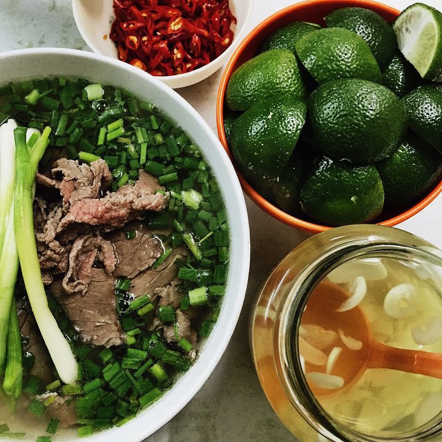 6 hàng phở ở phố cổ Hà Nội xuất hiện trên tạp chí nước ngoài ảnh 2