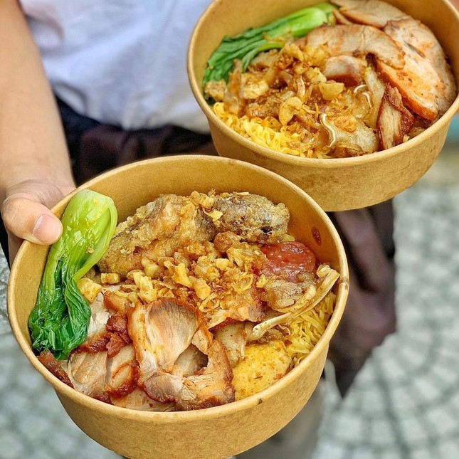 Ghé thăm 5 quán mì lạ vị thu hút tín đồ ẩm thực ở TP.HCM ảnh 2