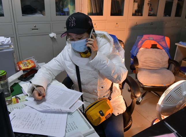 Vũ Hán rà soát từng nhà, quyết không bỏ sót người nhiễm virus corona ảnh 3