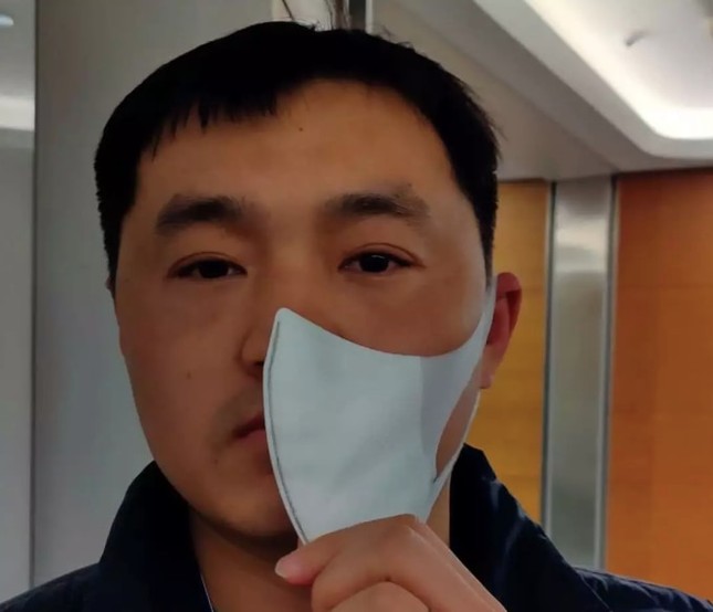 Tìm ra cách vừa đeo khẩu trang vừa mở khoá FaceID trên iPhone thành công ảnh 1