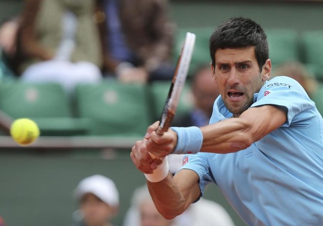 Pháp mở rộng: Federer và Djokovic rủ nhau vào vòng 3 - ảnh 1