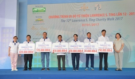 Đi bộ Phú Mỹ Hưng - ảnh 2