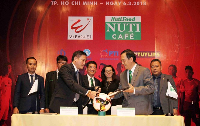 Nutifood là nhà tài trợ chính V-League 2018 - ảnh 1