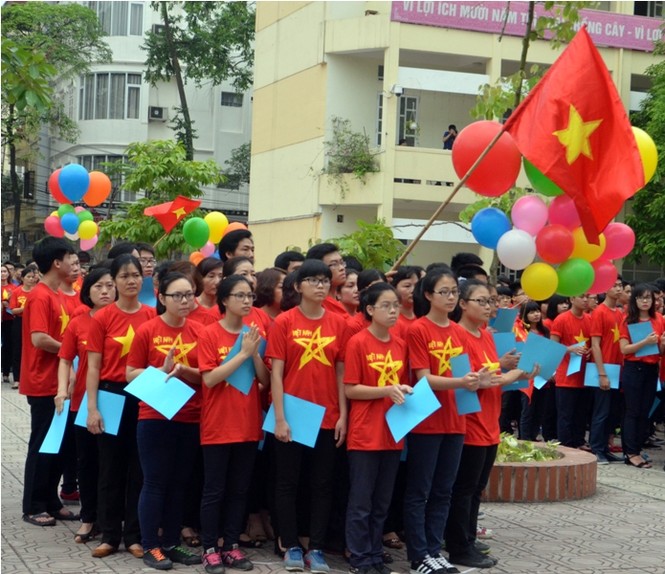 Hơn 1.000 học sinh xếp hình bản đồ Việt Nam - ảnh 4