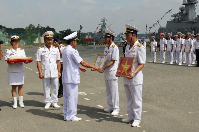 Ngắm hai tàu pháo tên lửa đầu tiên do Việt Nam đóng - ảnh 5