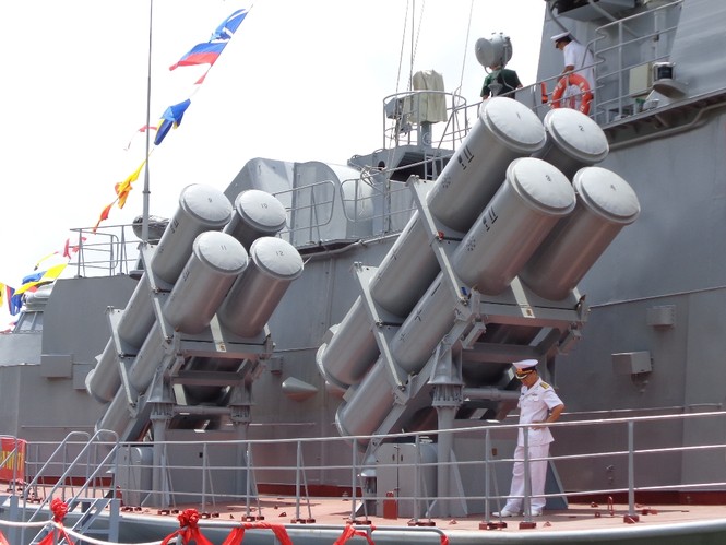 Ngắm hai tàu pháo tên lửa đầu tiên do Việt Nam đóng - ảnh 18