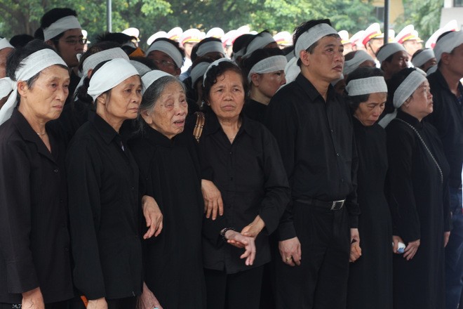 Nghẹn ngào tiễn biệt nhà văn Tô Hoài - ảnh 1