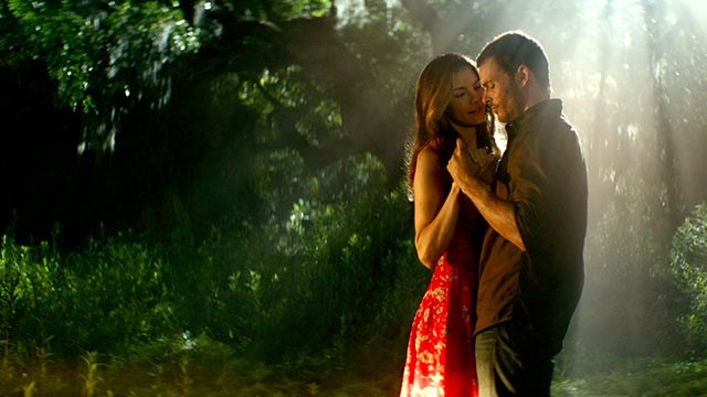 Phim mới của Nicholas Sparks chưa “nổi” đã “chìm” - ảnh 10