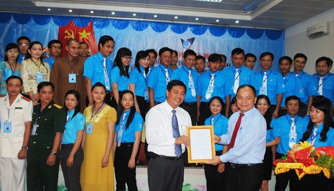 Thanh niên Cà Mau triển khai cuộc vận động 'Tôi yêu Việt Nam' - ảnh 1