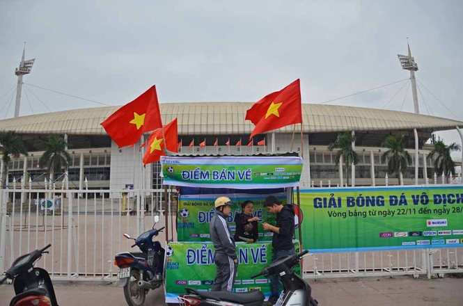 Sân Mỹ Đình vắng người mua vé AFF Cup 2014 - ảnh 7