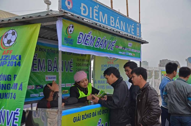 Sân Mỹ Đình vắng người mua vé AFF Cup 2014 - ảnh 2