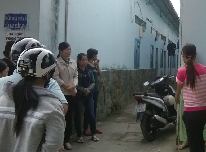 Ngủ dậy kinh hoàng thấy bạn nằm bên chết cứng - ảnh 1