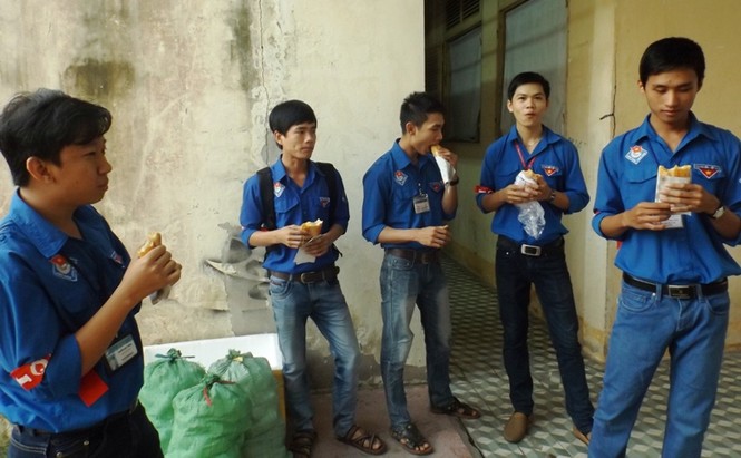 ĐH Cần Thơ ngân hàng máu sống cho người bệnh - ảnh 7