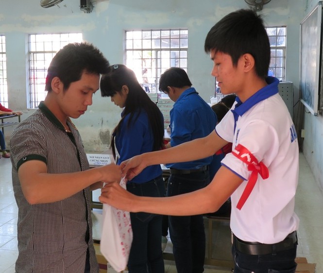 ĐH Cần Thơ ngân hàng máu sống cho người bệnh - ảnh 5